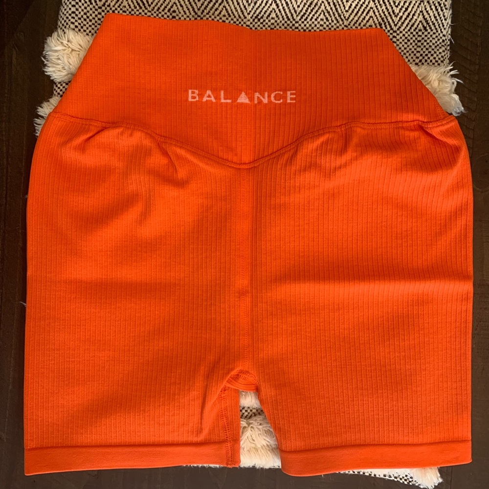 Balance Athletica Linear Short - Sunset M